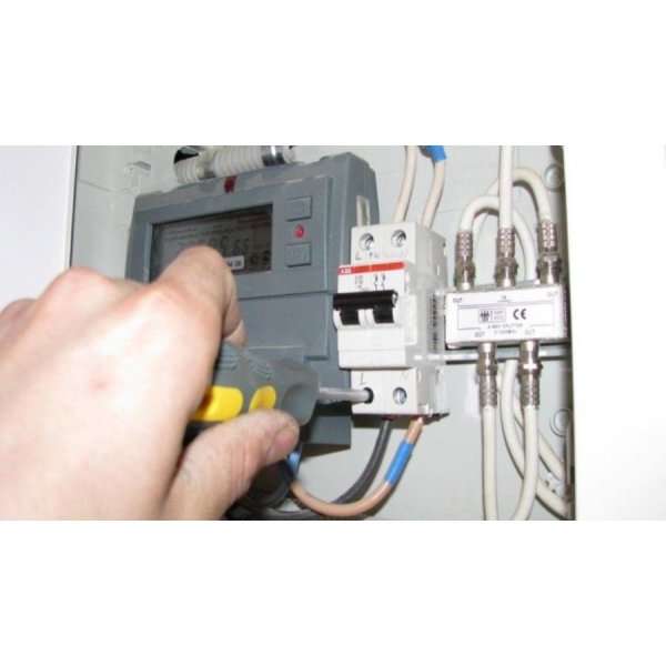 ostanovka schetchika elektroenergii s magnitami riski i alternativy