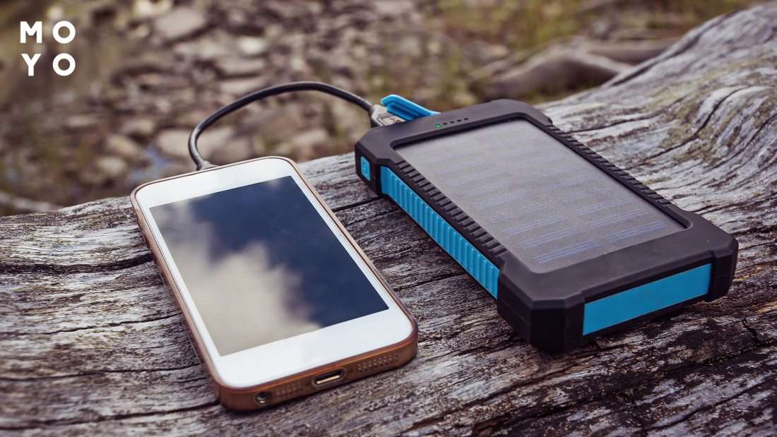 zaryadnye ustrojstva na solnechnyh batareyah power bank preimushhestva primenenie i kriterii vybora